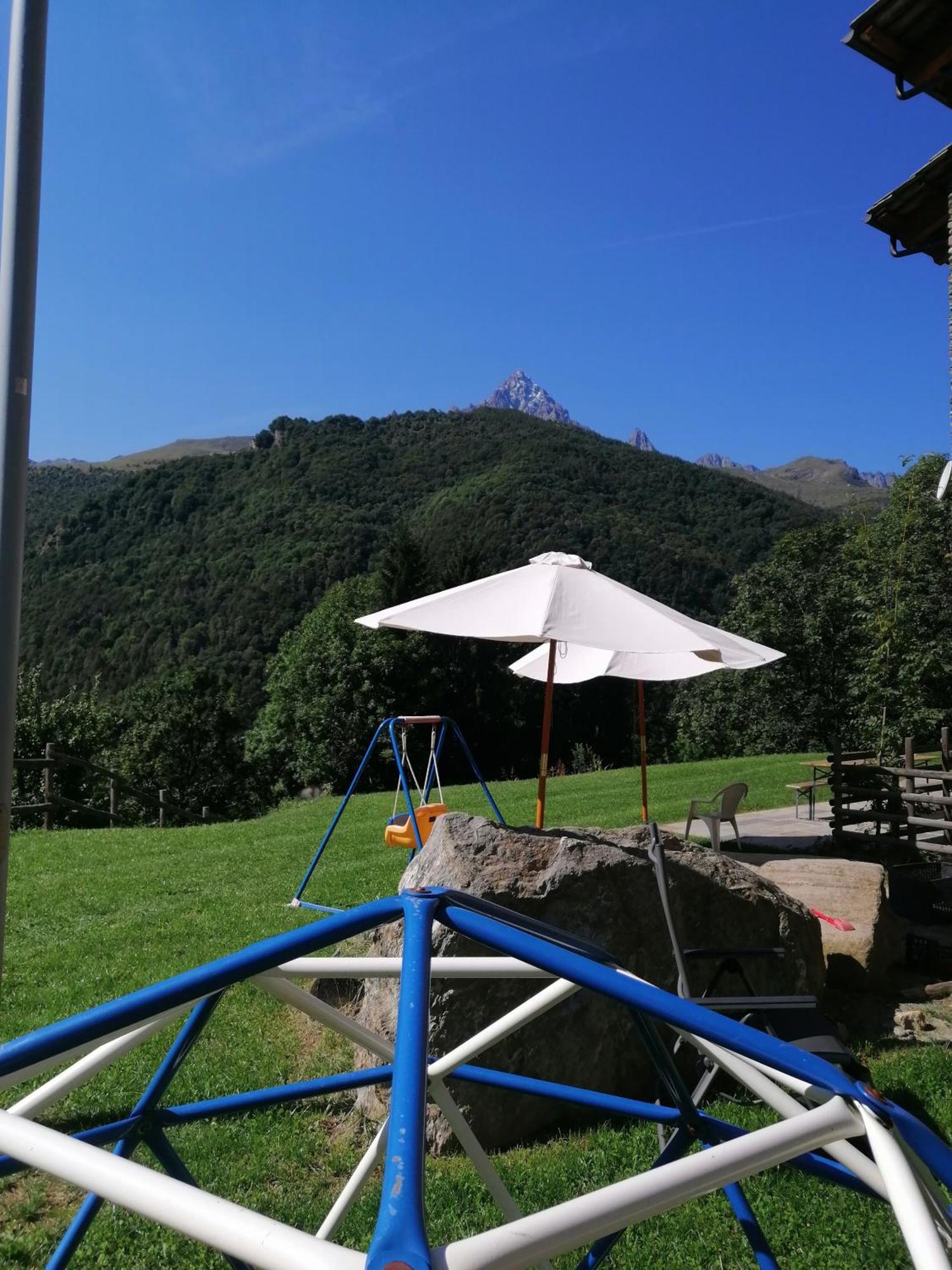 Rifugio Galaberna Hotel Ostana Buitenkant foto